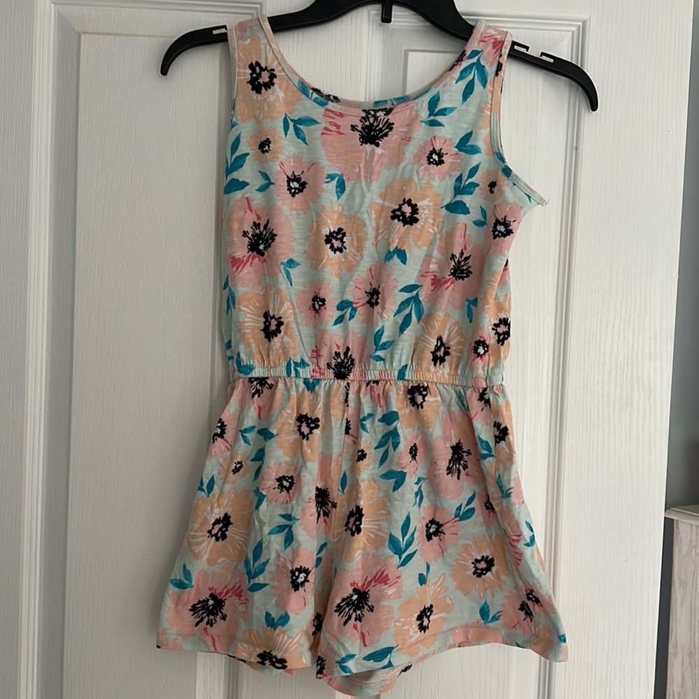 Girls one piece floral, size 10/12